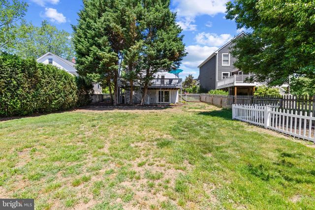 8 HIGHLAND AVE, Annapolis, MD 21403