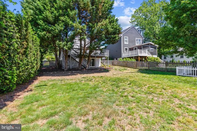 8 HIGHLAND AVE, Annapolis, MD 21403