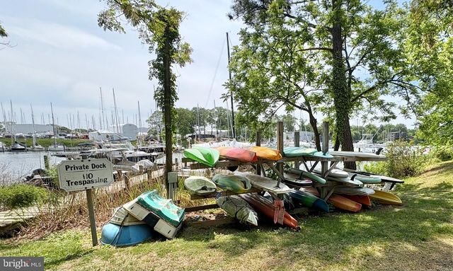 8 HIGHLAND AVE, Annapolis, MD 21403