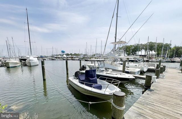8 HIGHLAND AVE, Annapolis, MD 21403
