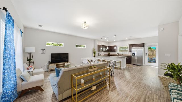 241 Columbus St, St Augustine, FL 32084