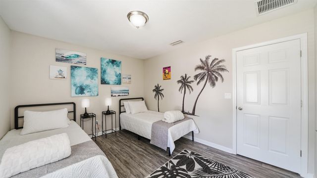 241 Columbus St, St Augustine, FL 32084