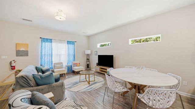 241 Columbus St, St Augustine, FL 32084