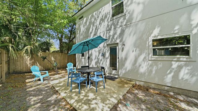 241 Columbus St, St Augustine, FL 32084