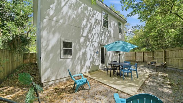 241 Columbus St, St Augustine, FL 32084