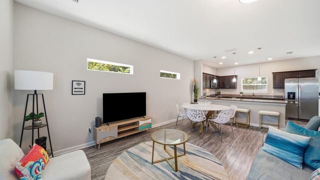 241 Columbus St, St Augustine, FL 32084