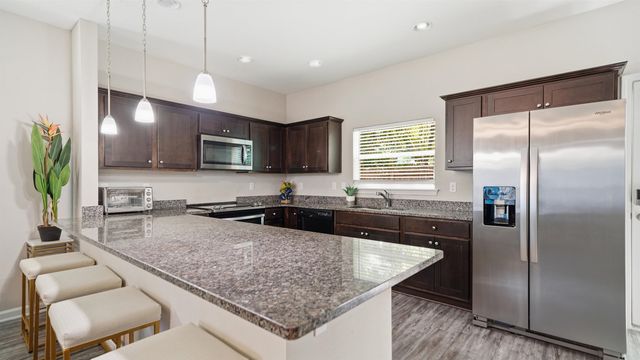 241 Columbus St, St Augustine, FL 32084