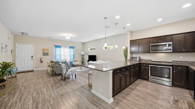 241 Columbus St, St Augustine, FL 32084