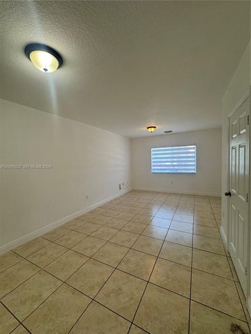 14562 SW 29th Ter 14562, Miami, FL 33175