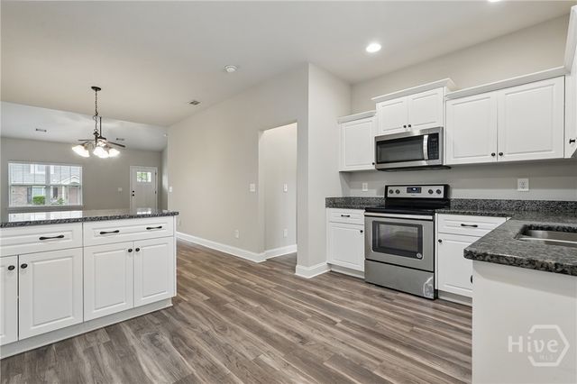 513 Potter Stone Square, Pooler, GA 31322