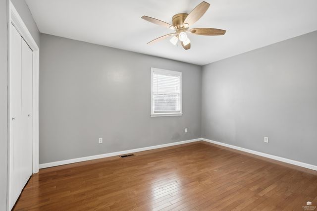 2121 Fox Meadows, Manhattan, KS 66503