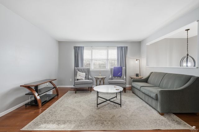 2121 Fox Meadows, Manhattan, KS 66503