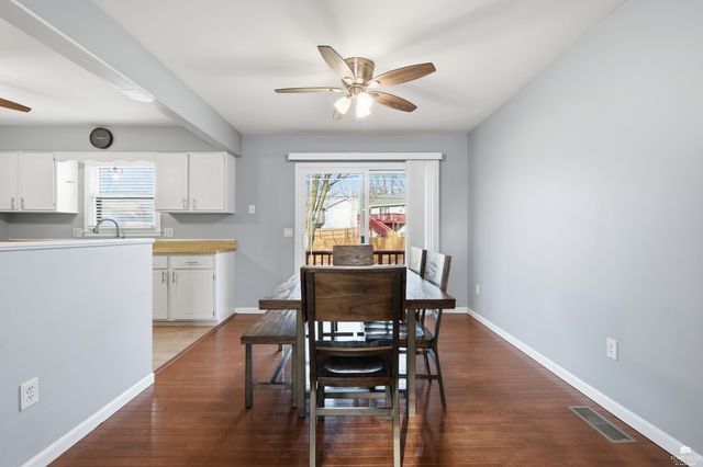 2121 Fox Meadows, Manhattan, KS 66503