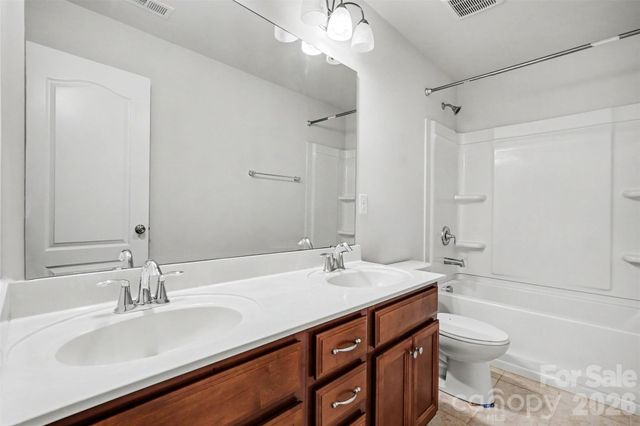 8211 Pamplin Court, Charlotte, NC 28273