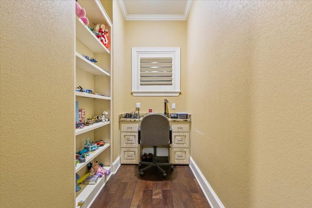 10020 Hidden Bluff, Waco, TX 76657