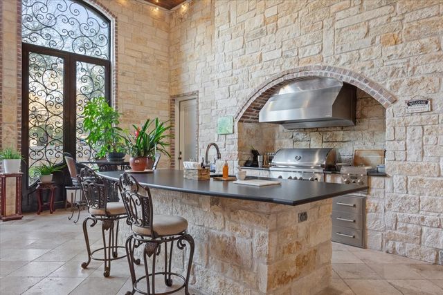 10020 Hidden Bluff, Waco, TX 76657