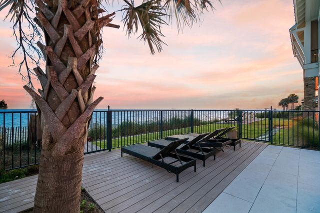 556 Blue Mountain Road, Santa Rosa Beach, FL 32459