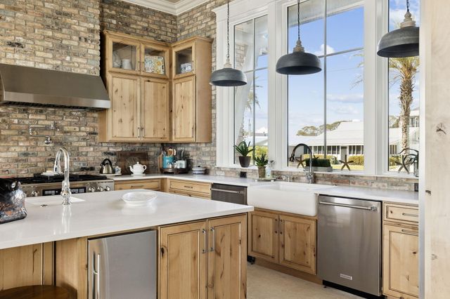 556 Blue Mountain Road, Santa Rosa Beach, FL 32459