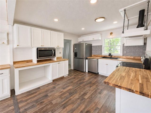 310 Cavalier Road, Athens, GA 30606