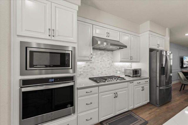 437 Hollow Falls Common, Fremont, CA 94539