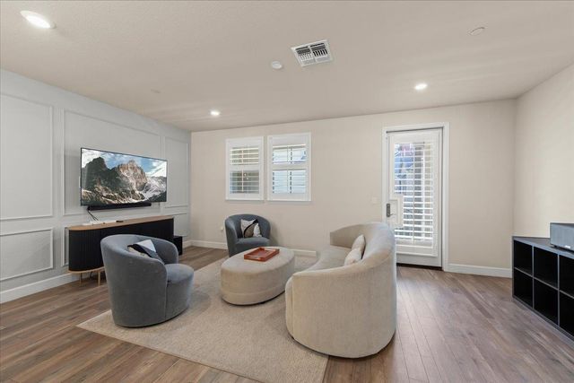 437 Hollow Falls Common, Fremont, CA 94539