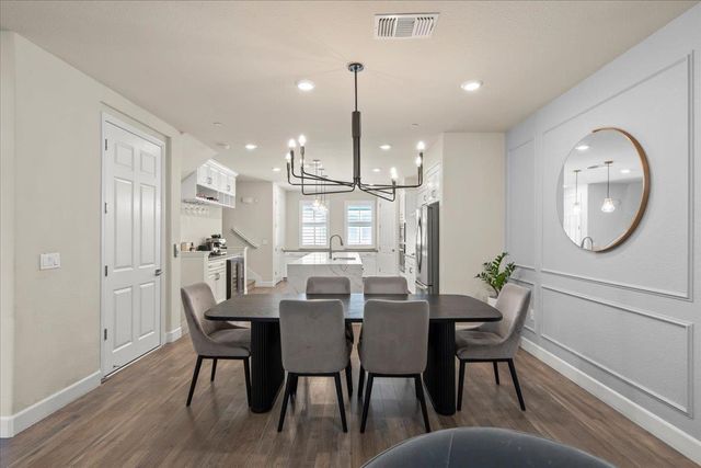 437 Hollow Falls Common, Fremont, CA 94539