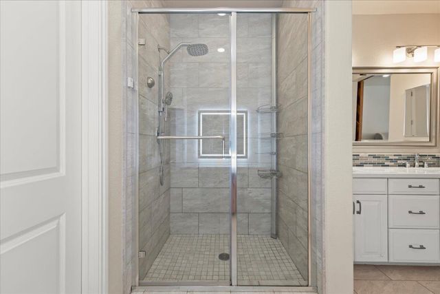 437 Hollow Falls Common, Fremont, CA 94539