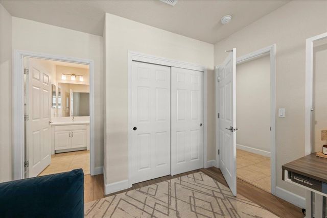 437 Hollow Falls Common, Fremont, CA 94539