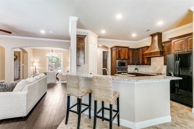 4613 Walnut Street, Flower Mound, TX 75028