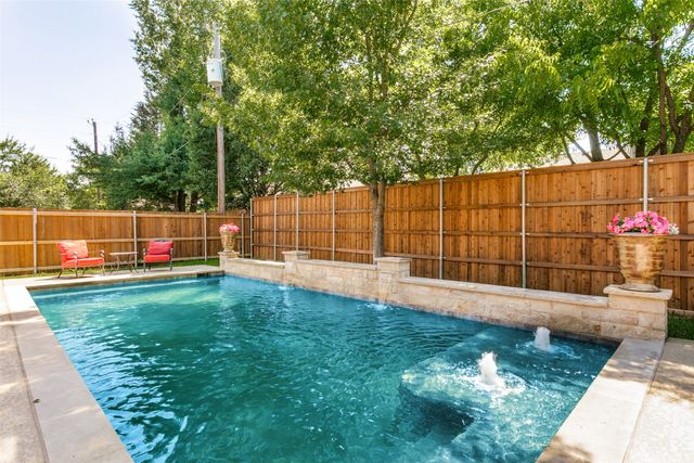 4613 Walnut Street, Flower Mound, TX 75028