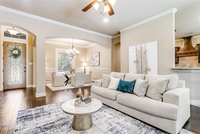 4613 Walnut Street, Flower Mound, TX 75028