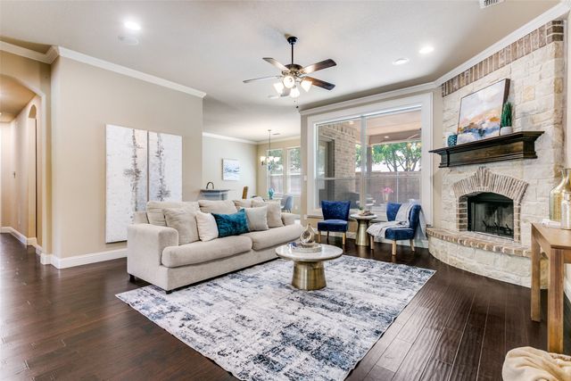 4613 Walnut Street, Flower Mound, TX 75028
