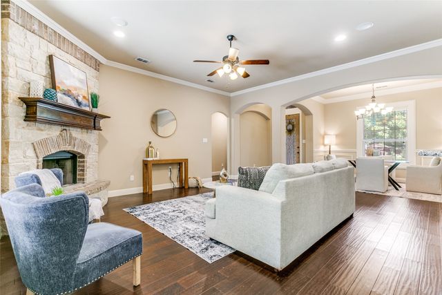 4613 Walnut Street, Flower Mound, TX 75028
