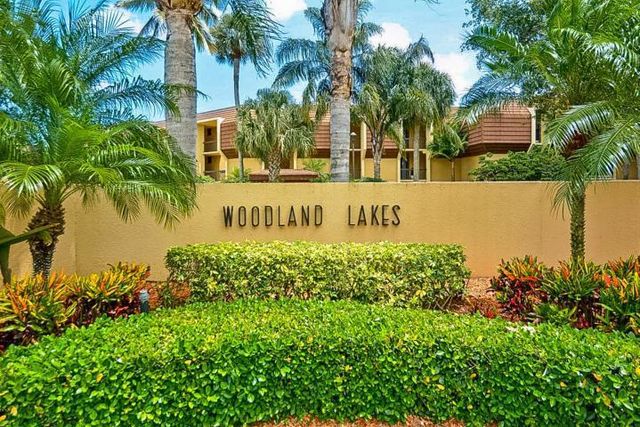5188 Woodland Lakes Drive 335, Palm Beach Gardens, FL 33418