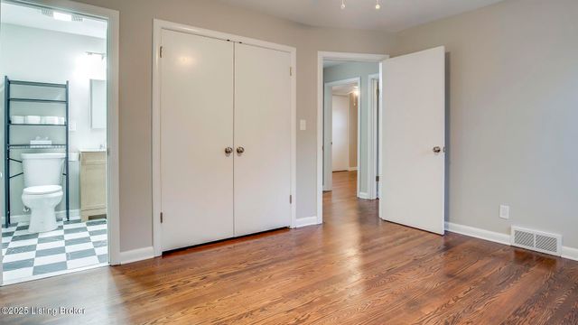 3608 Hanover Rd, Louisville, KY 40207