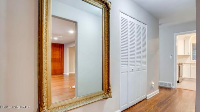 3608 Hanover Rd, Louisville, KY 40207