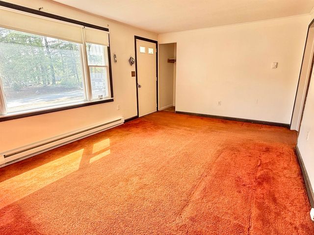 4 Rita Avenue, Pelham, NH 03076