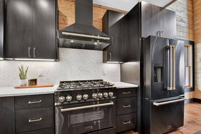 395 Pontoosuc Drive, Mineral Bluff, GA 30559