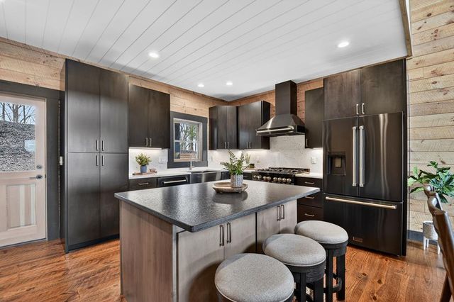 395 Pontoosuc Drive, Mineral Bluff, GA 30559