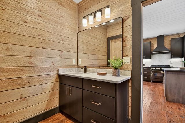 395 Pontoosuc Drive, Mineral Bluff, GA 30559