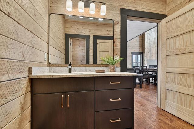 395 Pontoosuc Drive, Mineral Bluff, GA 30559