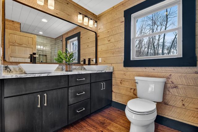 395 Pontoosuc Drive, Mineral Bluff, GA 30559