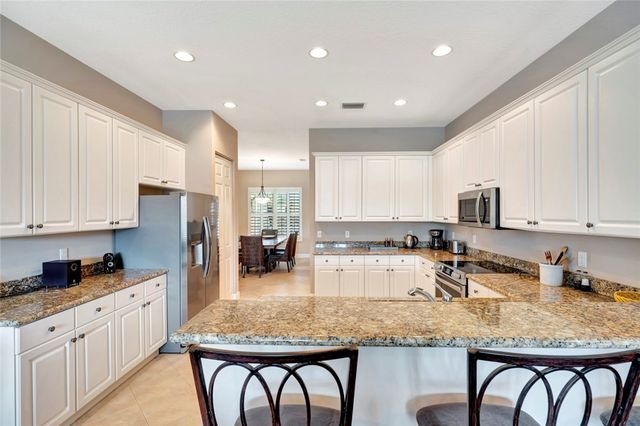 2365 Lake Ibis Lane SW, Vero Beach, FL 32962
