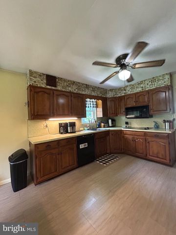 477 PLEASANT VIEW RD, New Cumberland, PA 17070