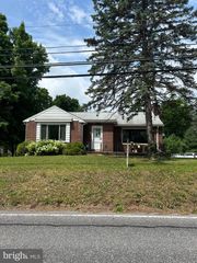 477 PLEASANT VIEW RD, New Cumberland, PA 17070