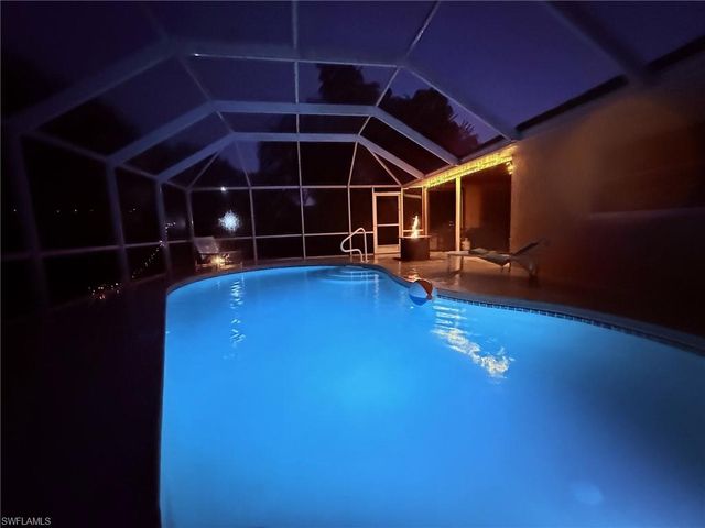 690 95th AVE N, Naples, FL 34108