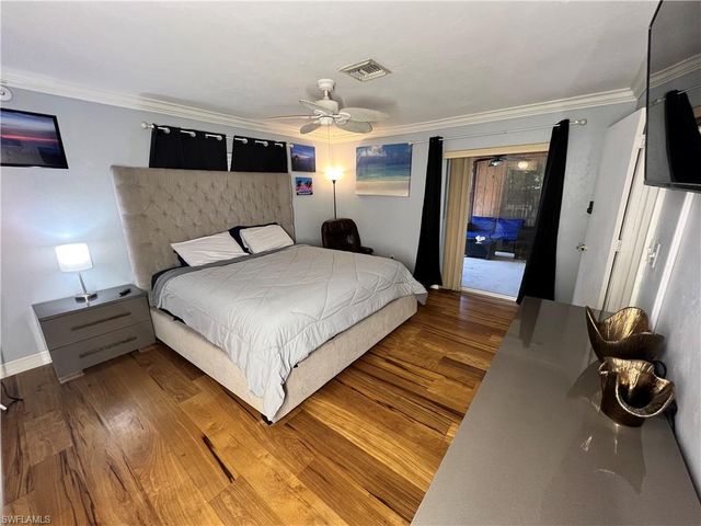 690 95th AVE N, Naples, FL 34108