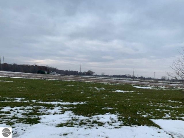 237 Gemstone Drive, Alma, MI 48801