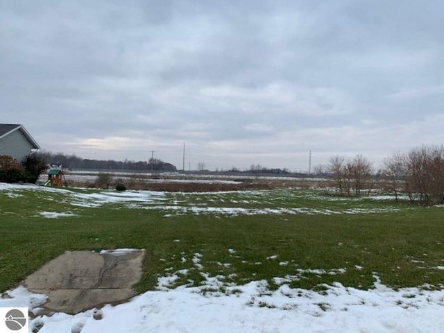 237 Gemstone Drive, Alma, MI 48801