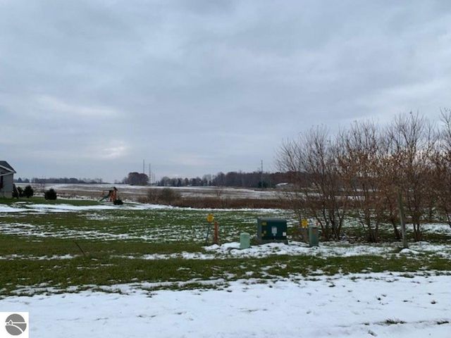 237 Gemstone Drive, Alma, MI 48801